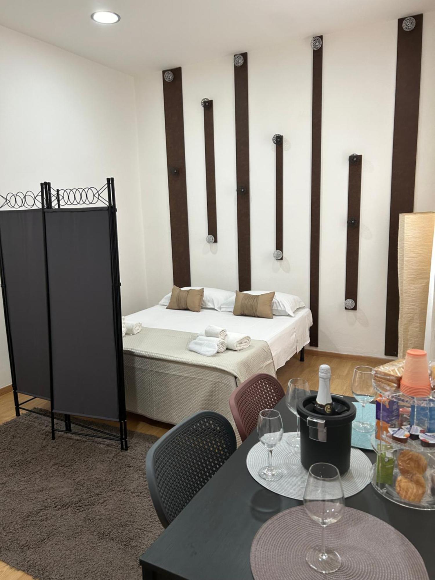 Ferienwohnung Brimiky House Syrakus Exterior foto
